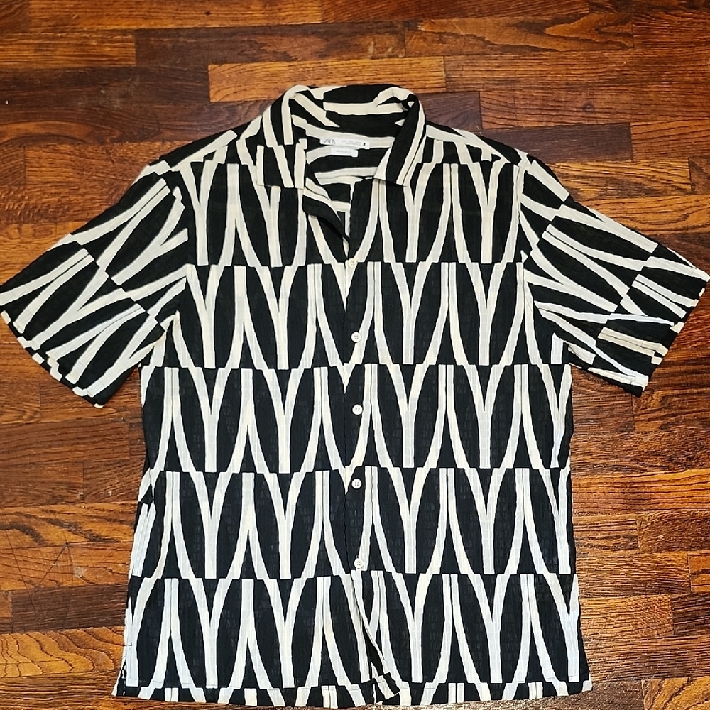 Zara Black White Sheer Avant Garde Geometric Short Sleeve Button Down Shirt Lrge